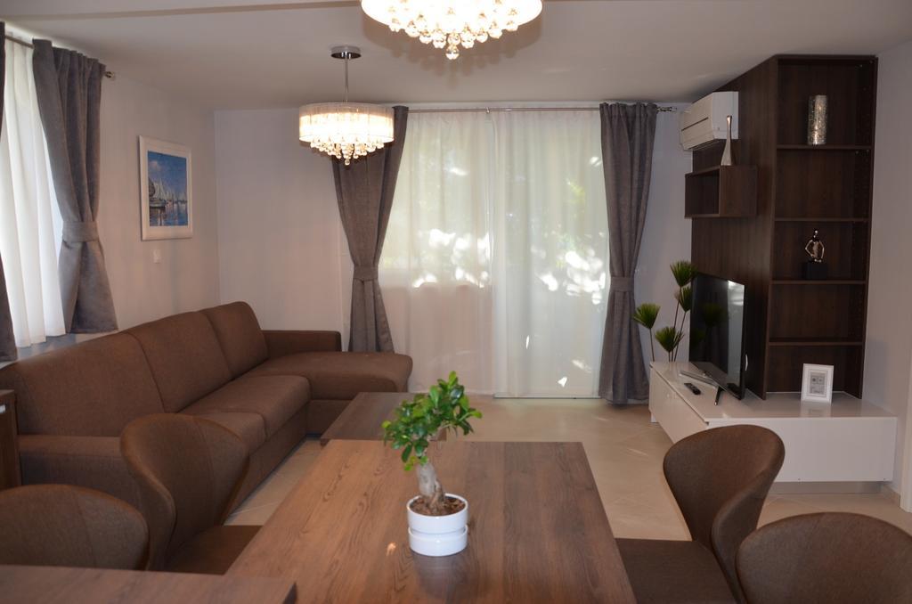 Apartments Mango 巴斯卡 外观 照片